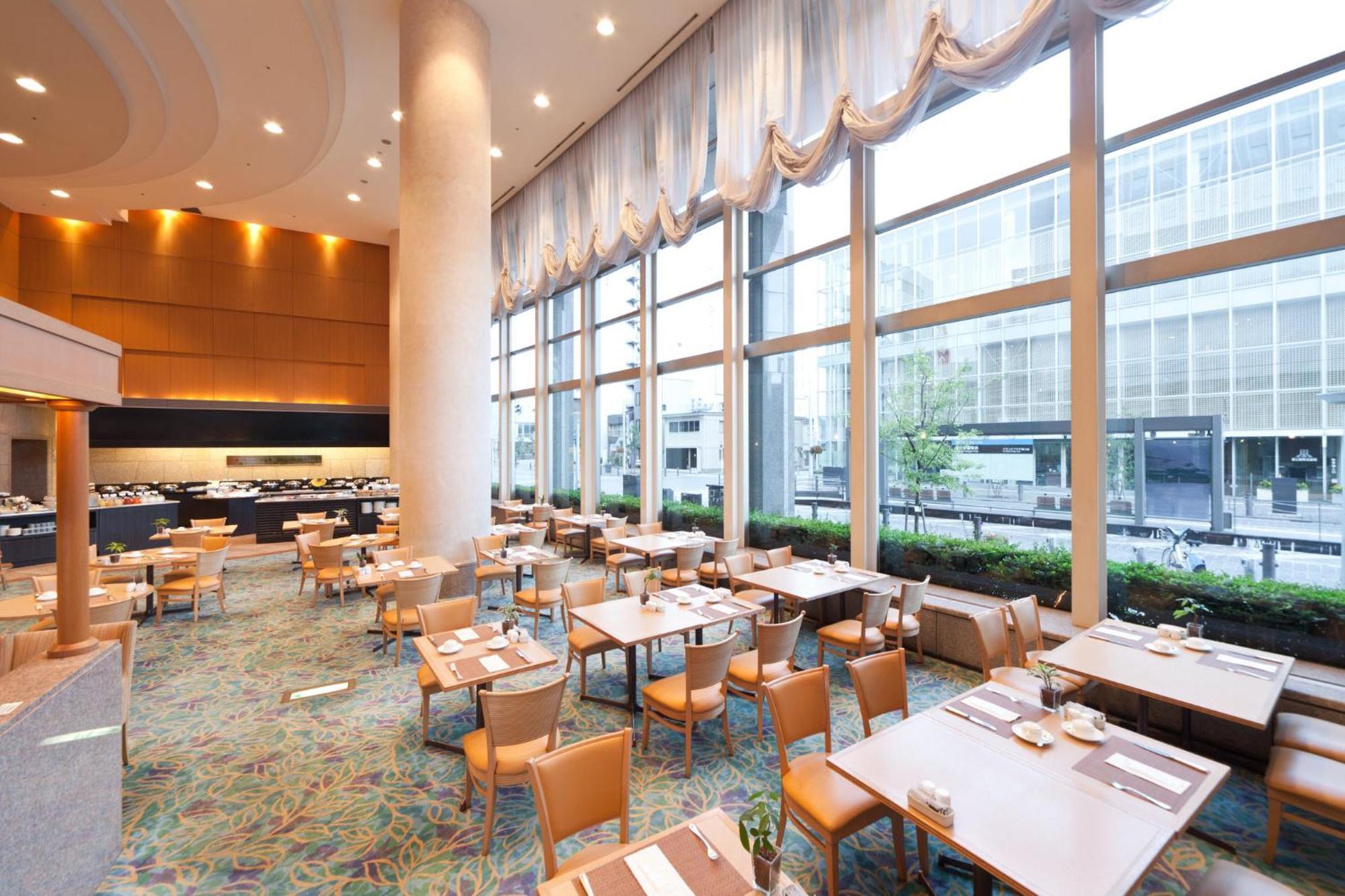 Hotel Ana Crowne Plaza Toyama By Ihg Exteriér fotografie